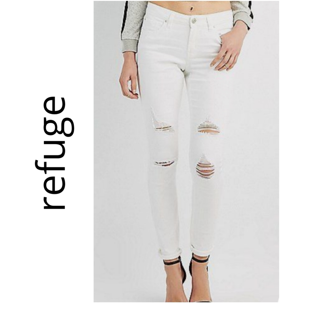 NWT Refuge | Skinny Boyfriend Jeans | White